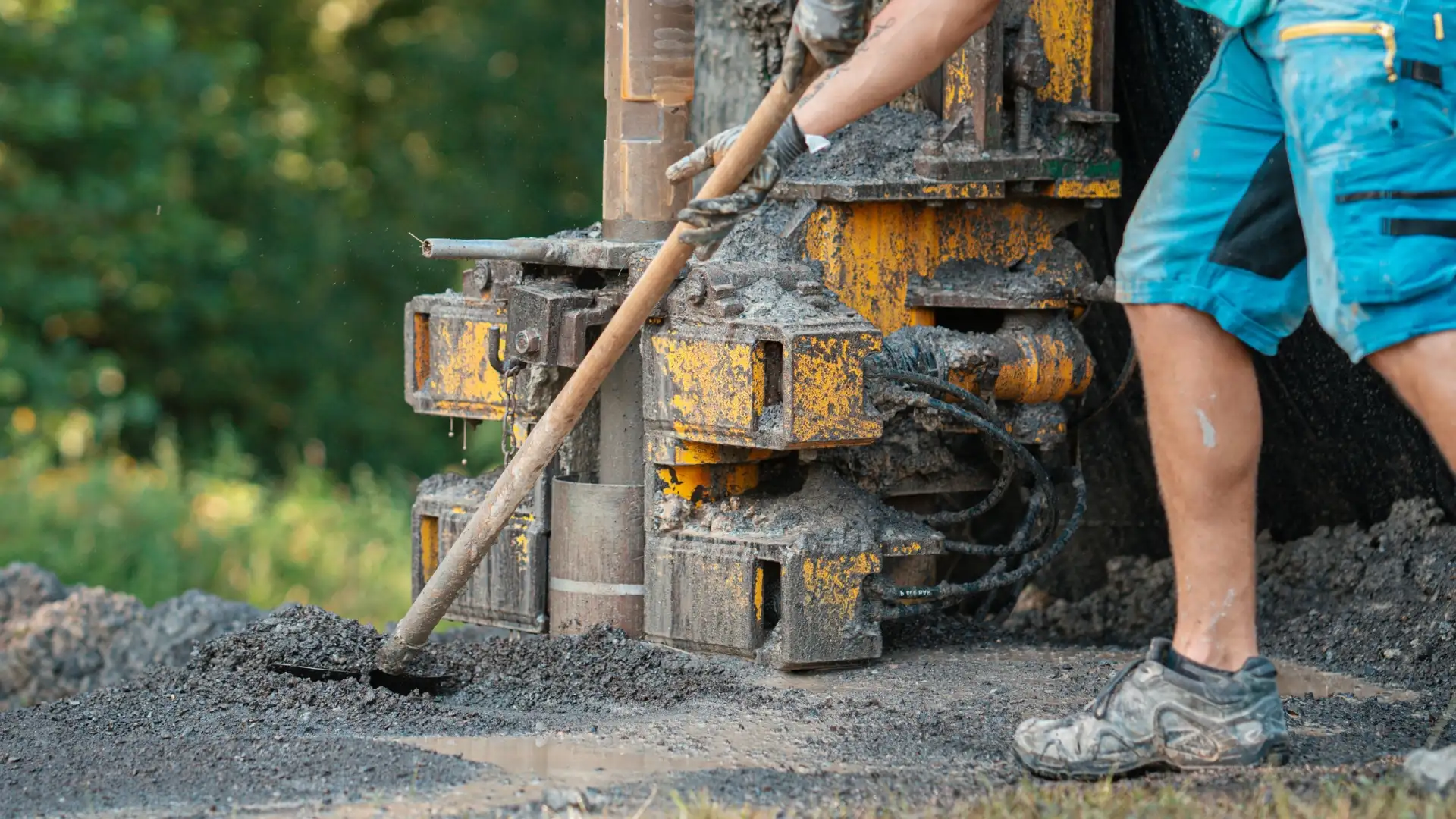 Foraje puturi apa București